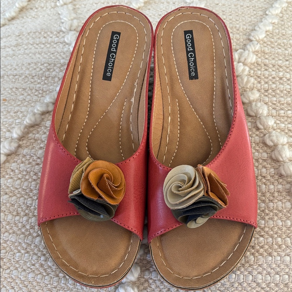 Good Choice Women's Red Sandals with Floral Accent